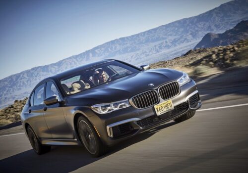 p90246723_highres_bmw-m760li-xdrive-on